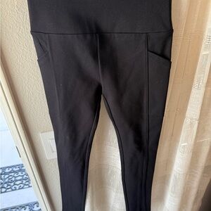 Lou & Grey Black Leggings Modern Fit